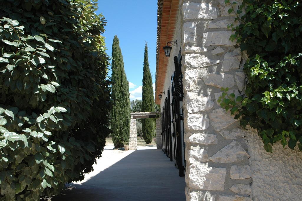 Les Mazets Du Luberon Panzió Puget Kültér fotó