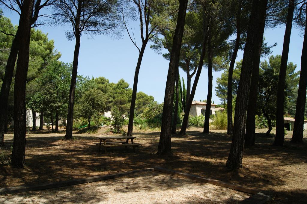 Les Mazets Du Luberon Panzió Puget Kültér fotó